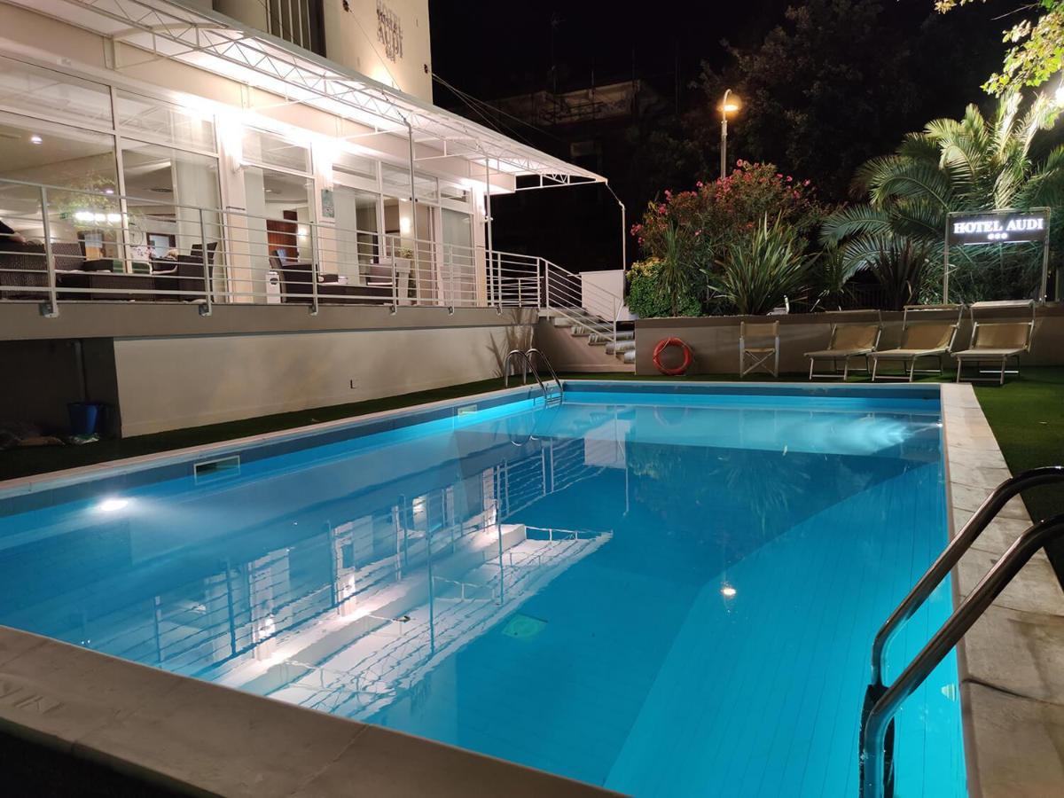 רימיני Hotel Audi Frontemare מראה חיצוני תמונה