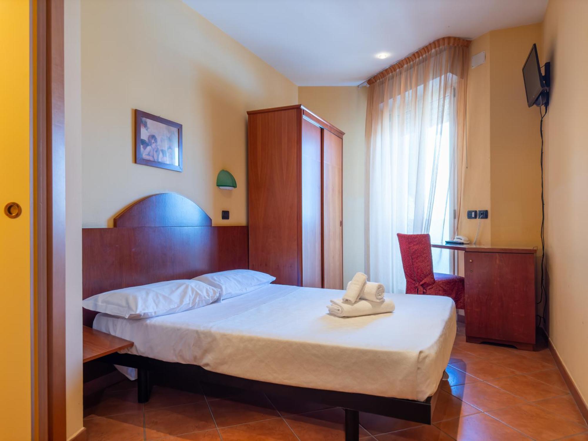 רימיני Hotel Audi Frontemare מראה חיצוני תמונה