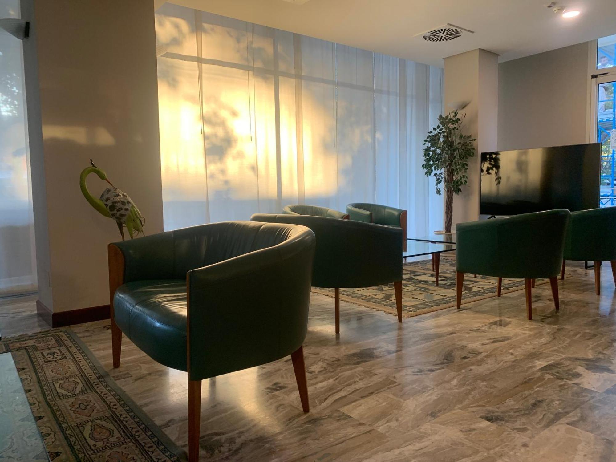 רימיני Hotel Audi Frontemare מראה חיצוני תמונה