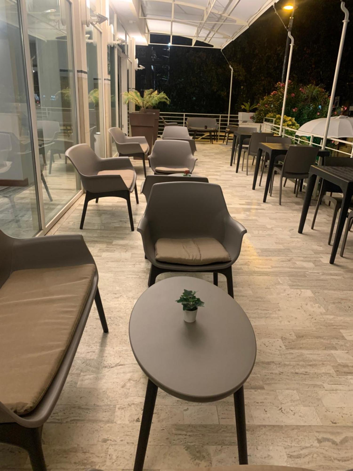 רימיני Hotel Audi Frontemare מראה חיצוני תמונה
